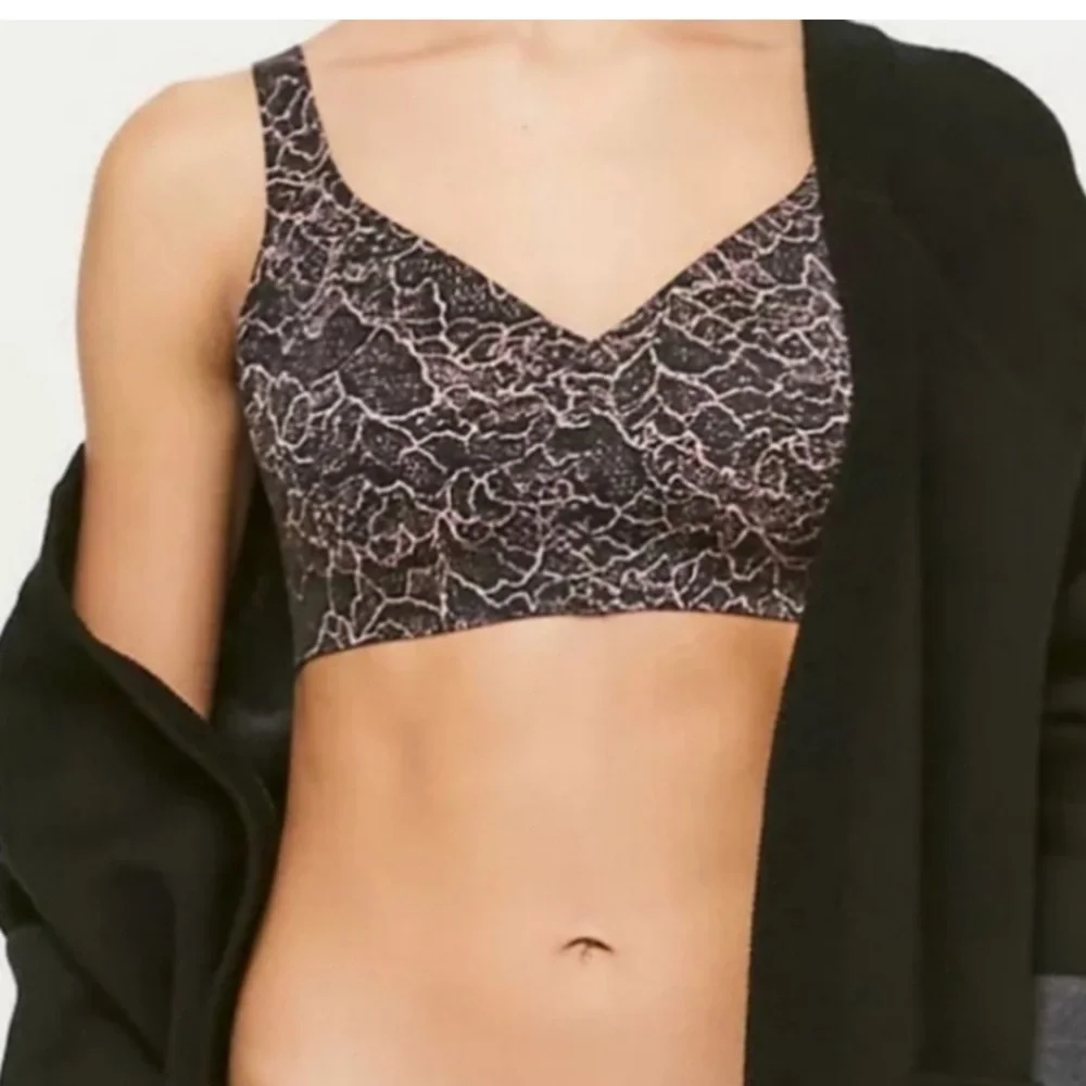Lululemon Like Nothing Bra